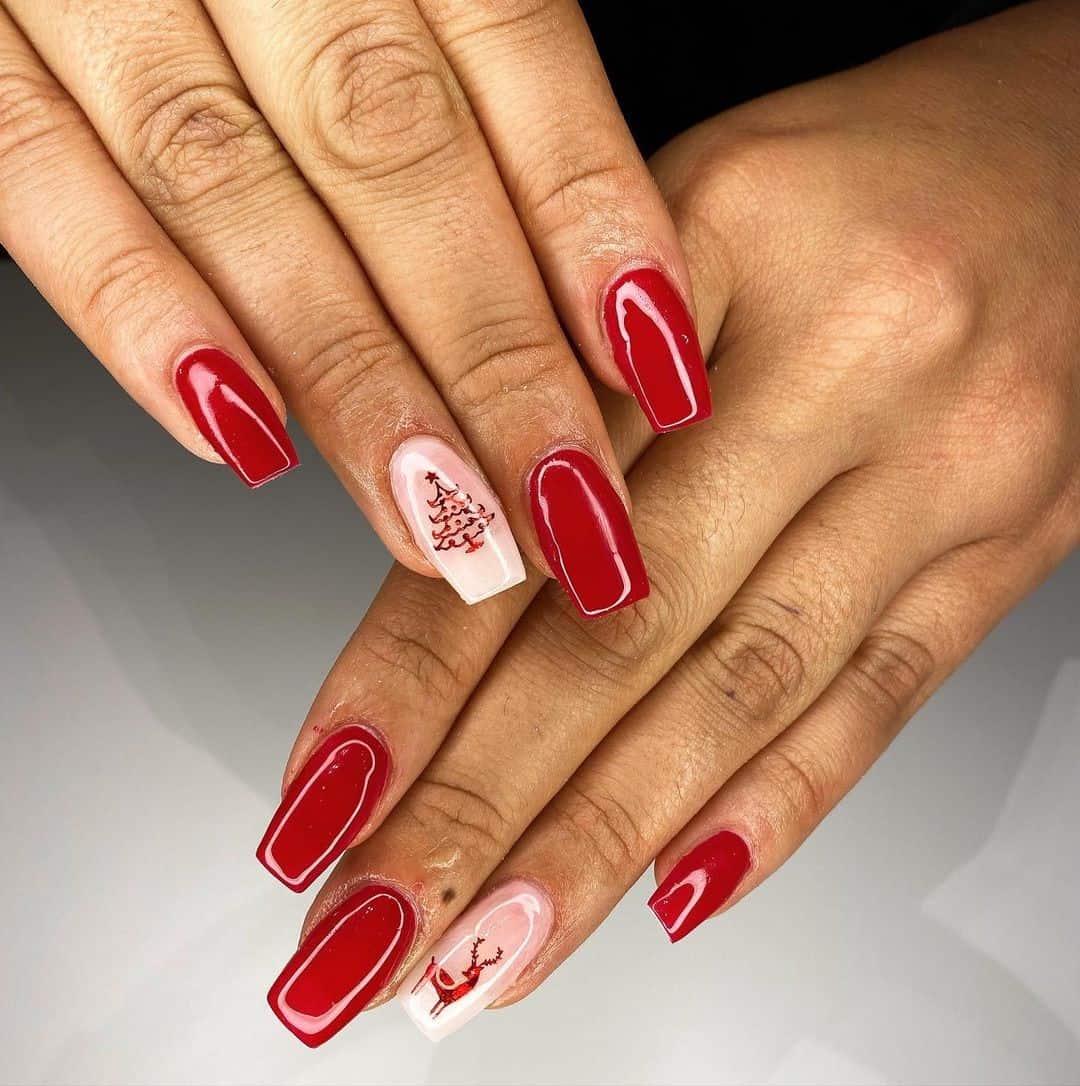 Coffin Shaped Red Christmas Nail Manicure