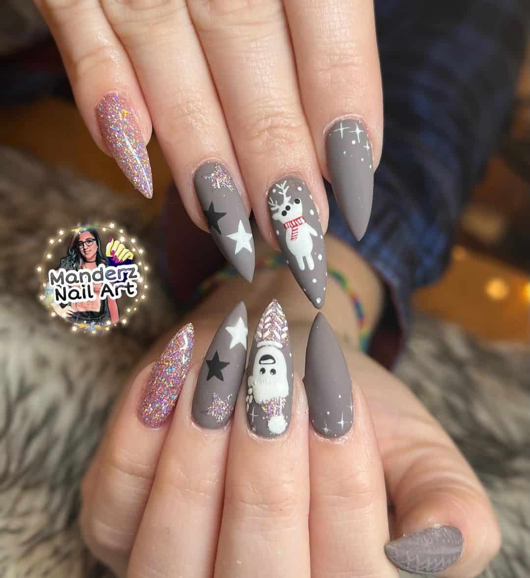 35 Elegant Christmas Acrylic Nail Design Ideas 2022 28 Grey Stiletto Manicure With Glitter