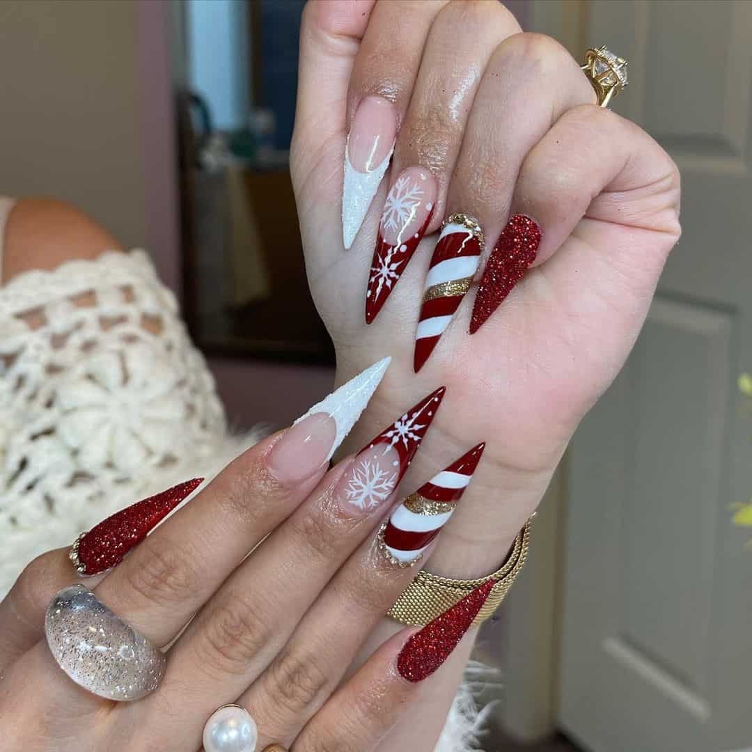 35 Elegant Christmas Acrylic Nail Design Ideas 2022 8 Pointy Stiletto Christmas Acrylic Nails