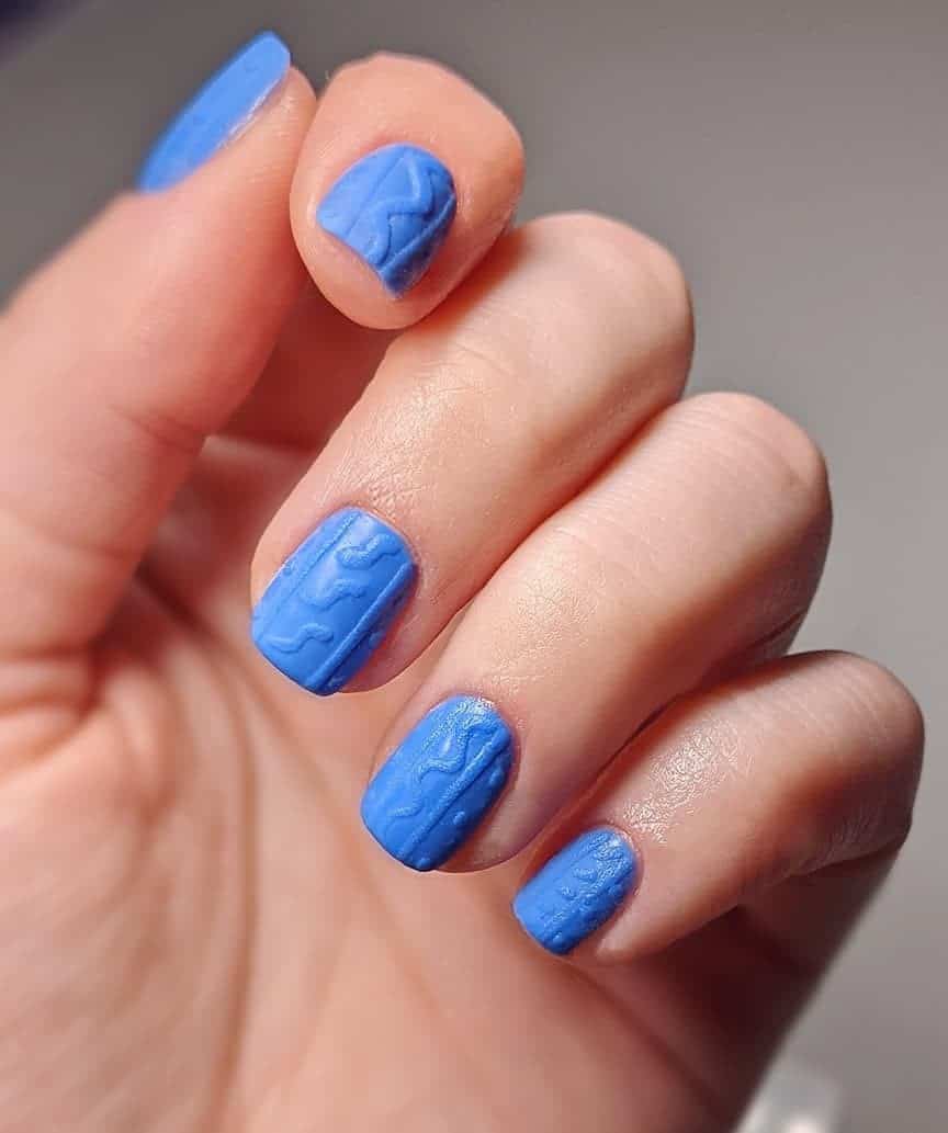 Short Blue Pattern Nails