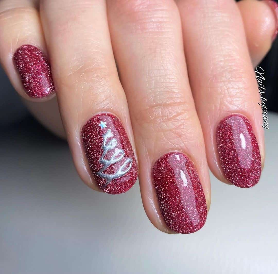 Short Glitter Red Christmas Nail Design