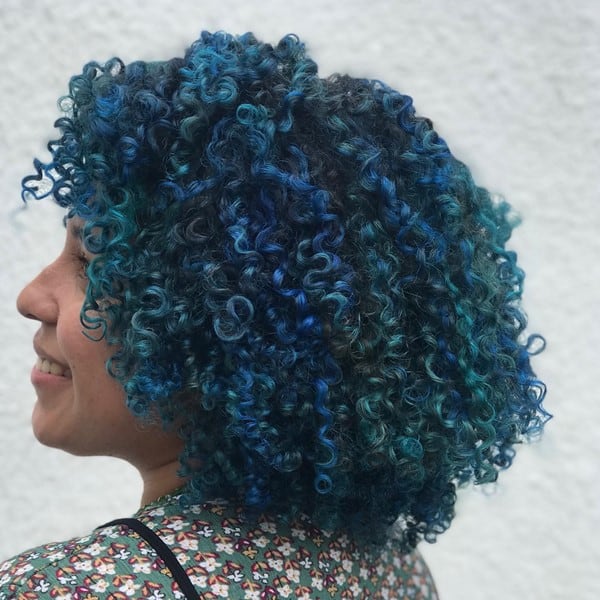 Blue Wig Curly Look