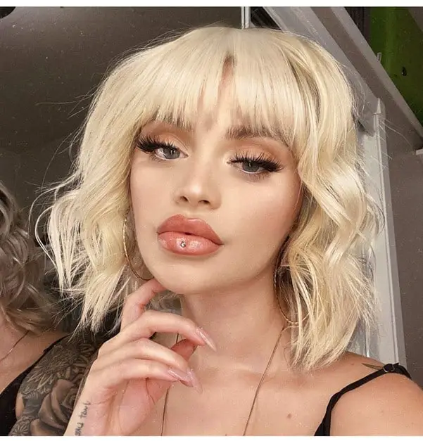 Wavy Short Blonde Wig With Bangs